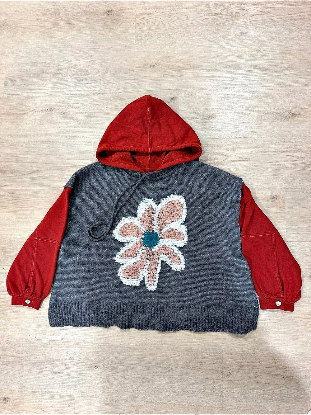POL Women'Small Hooded Floral Sweater Size Small